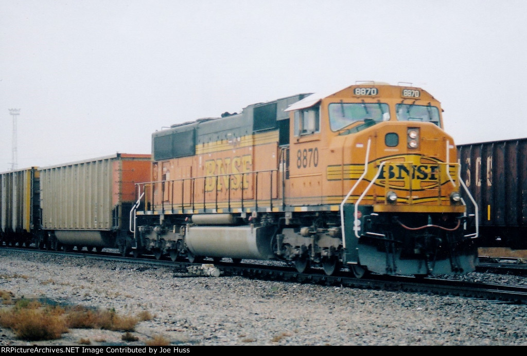 BNSF 8870 West